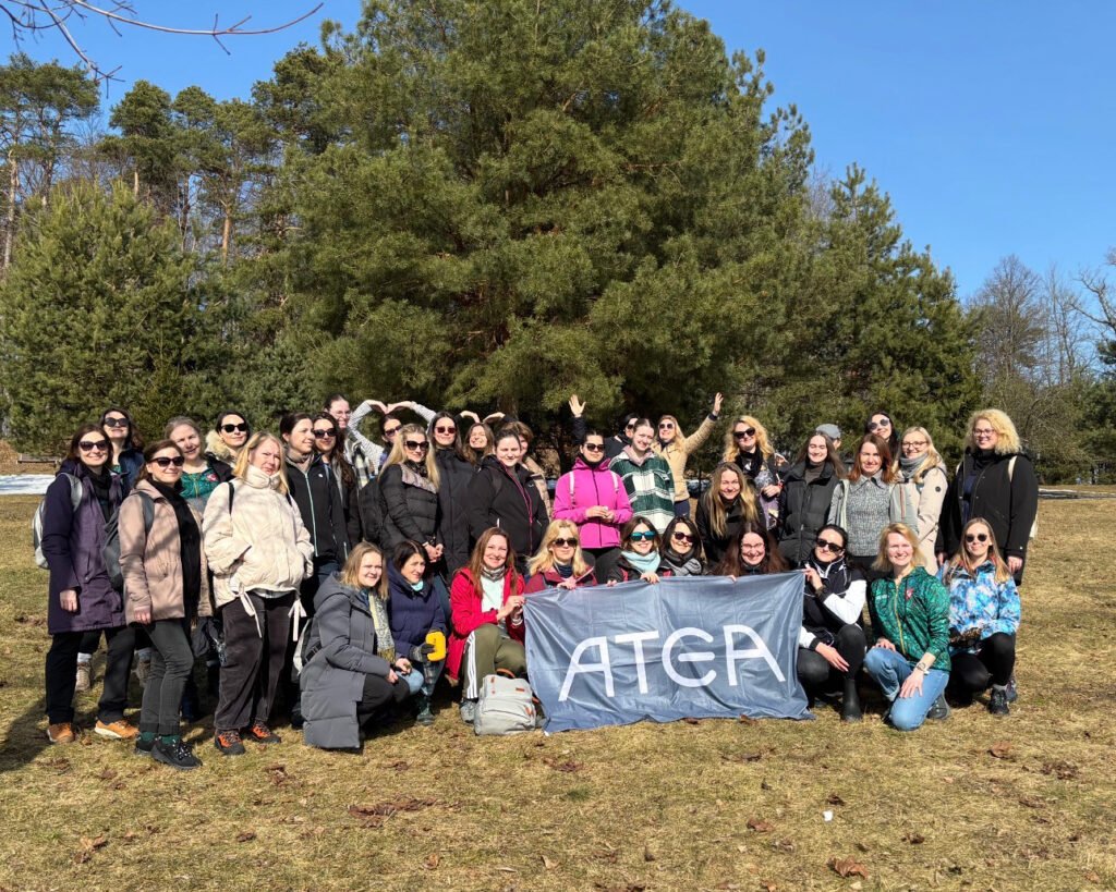 Perdegę kūnai – išsiderinę kolektyvai: kaip grįžti į savo kūno diktuojamą ritmą ir pasiekti geresnių rezultatų darbe?